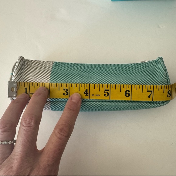 NIB TIFFANY & CO. Color Block Cosmetic Case Make Up Pencil Case Blue & White - Picture 14 of 16